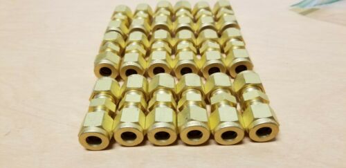 18 New Swagelok Brass Straight Union Fittings 5/16" Tube x 5/16" Tube B-500-6