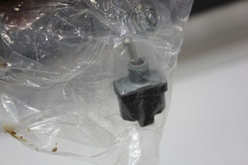 Honeywell 1NT1-8 Toggle Switch SPDT 10A 125V ON-MOMENTARY