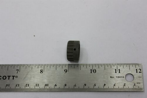 ESC/GLENIAR MIL SPEC CIRCULAR CONNECTOR RECEPTACLE COVER MS3181-10