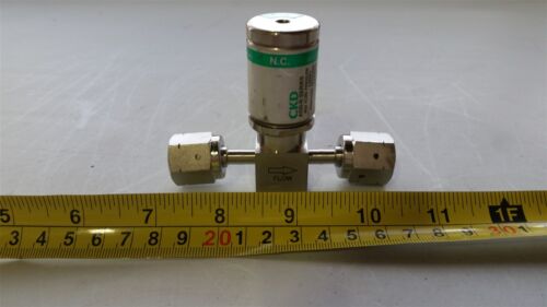 CKD HI PURITY STAINLESS STEEL DIAPHRAGM VALVE WITH ACTUATOR AGD01R-X0004