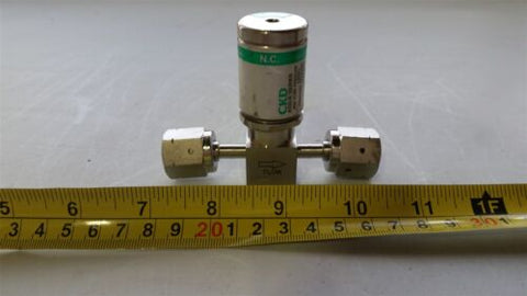 CKD HI PURITY STAINLESS STEEL DIAPHRAGM VALVE WITH ACTUATOR AGD01R-X0004