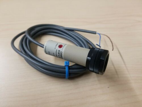 New Omron Photoelectric Switch Sensor E3F2-