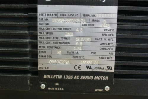 Allen Bradley AC Servo Motor 1326AB-B530E-M 2L